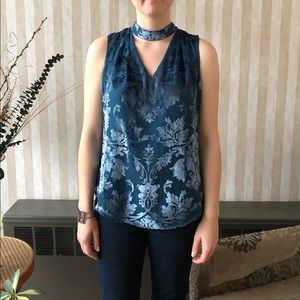 Salma Velvet Burnout Shell From WHBM Size 6